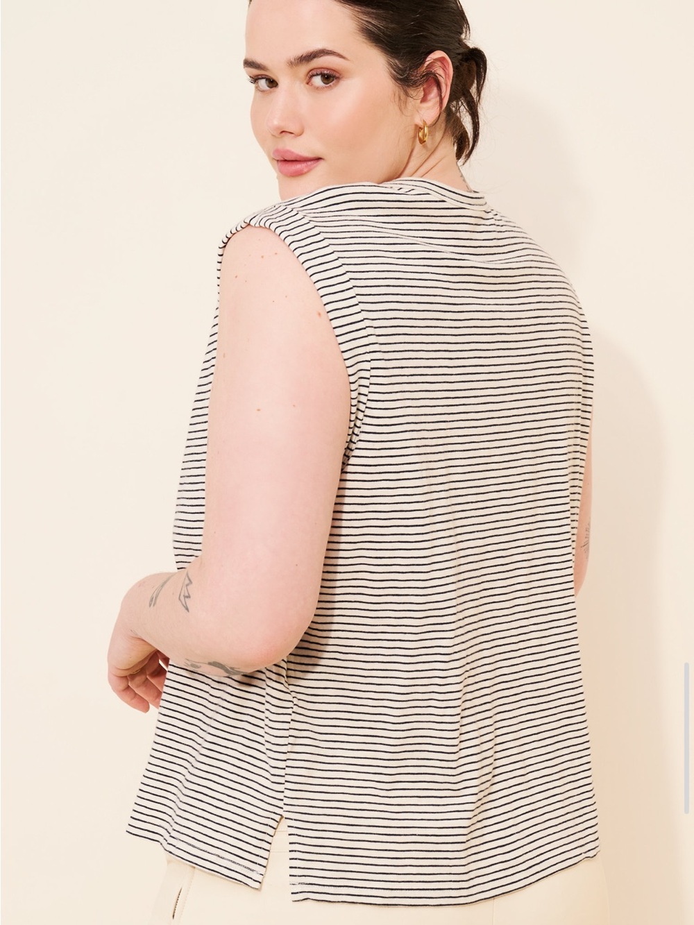 Pilcro Black & White Striped Ruched Muscle Tee - Picture 2 of 8
